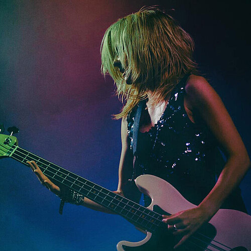 virtual bassist royal header