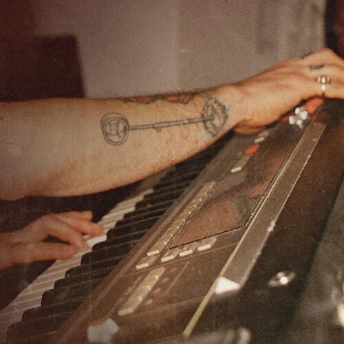 Bring back the golden era of analog gear mobile