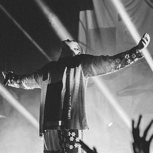 How to make glitch hop Desktop.jpeg